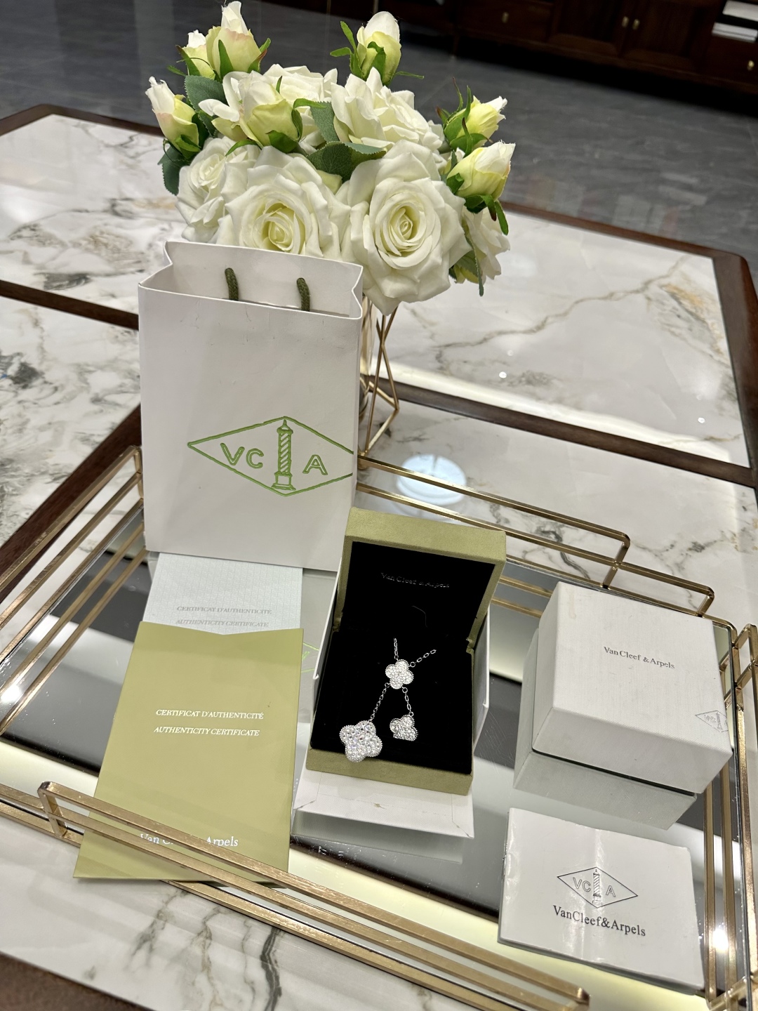 VAN CLEEF ARPELS jewelry model 69